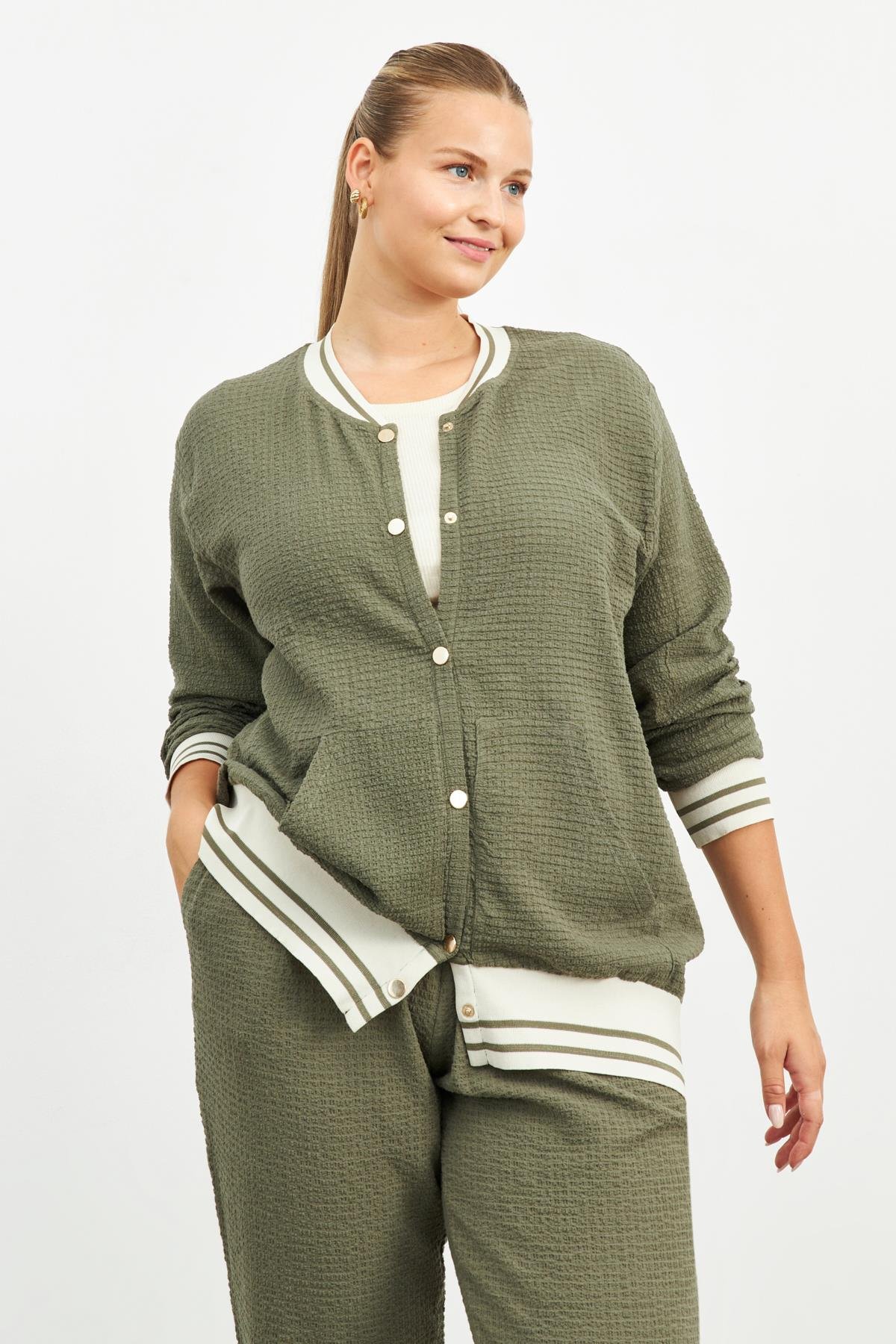 HAKİ DOKULU BOMBER CEKET | curly