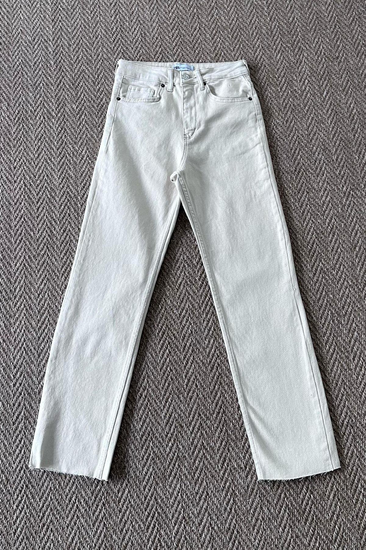 Kadın Boyfit Paçası Kesik Jean - BEJ