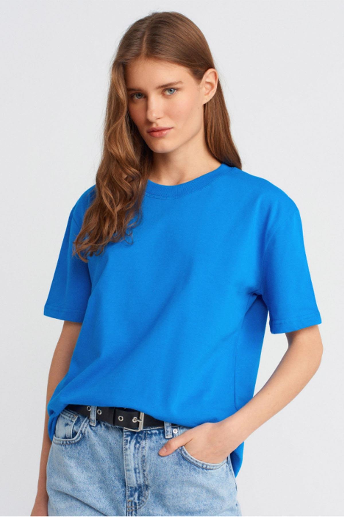 Kadın Dekoratif Dikişli Bisiklet Yaka Tshirt - SAX MAVİSİ