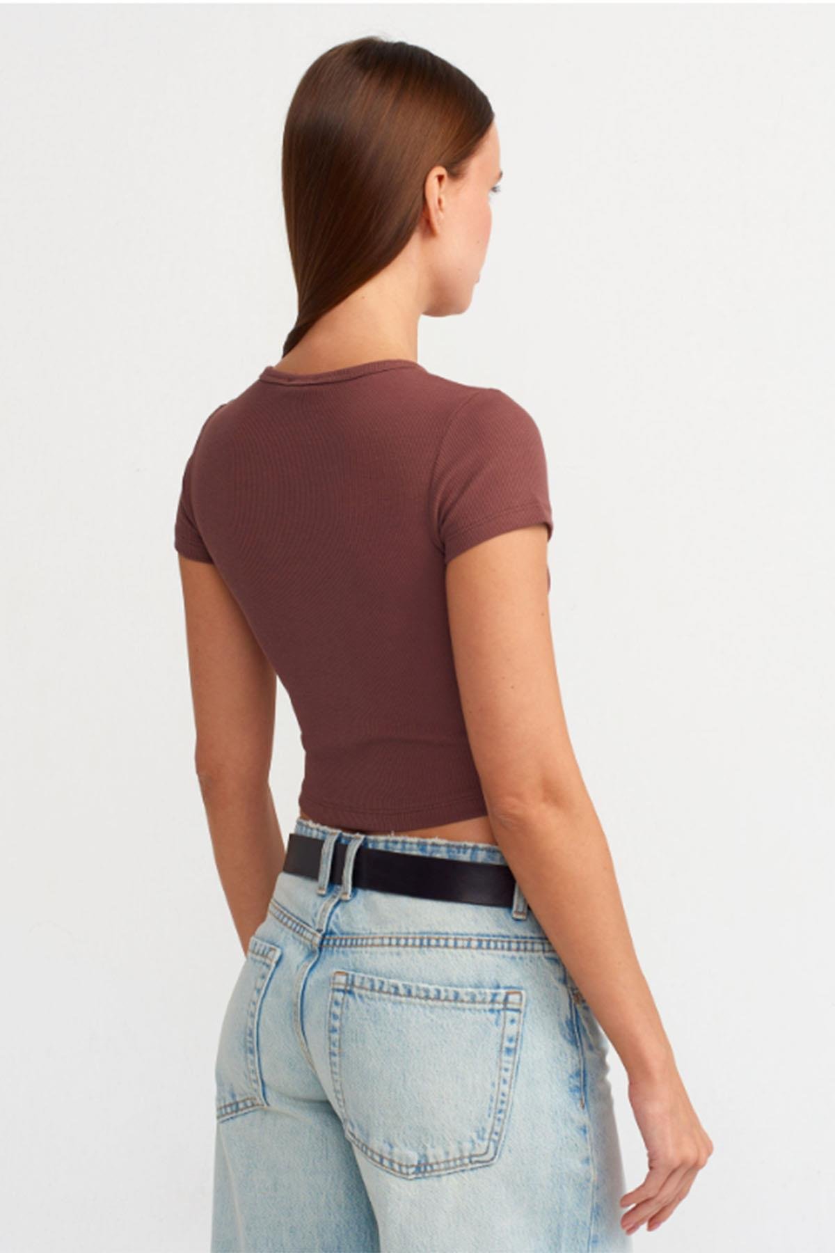 Kadın Düğme Detaylı Crop Top - KAHVE