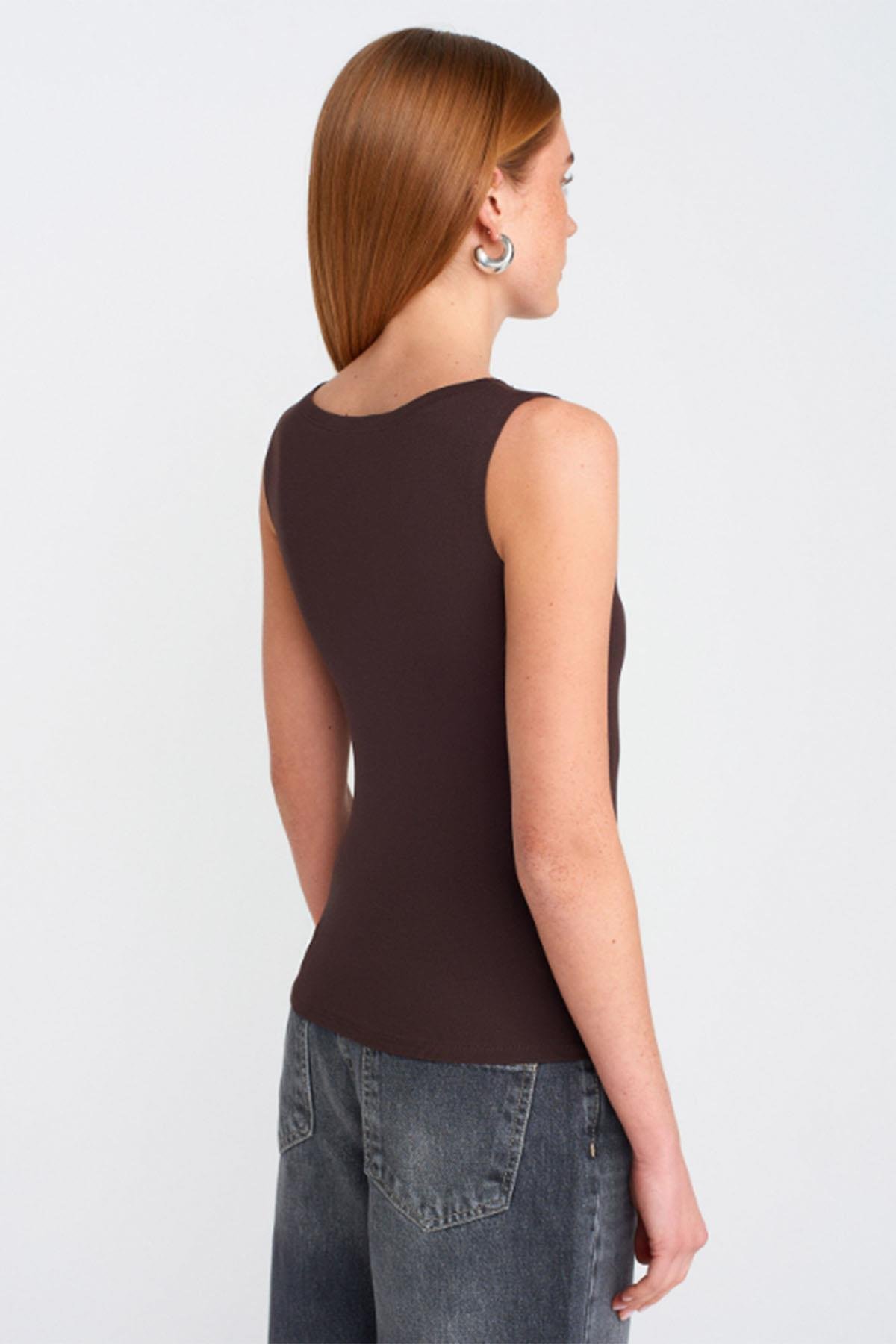 Kadın Kayık Yaka Kolsuz Crop Top - KOYU KAHVE