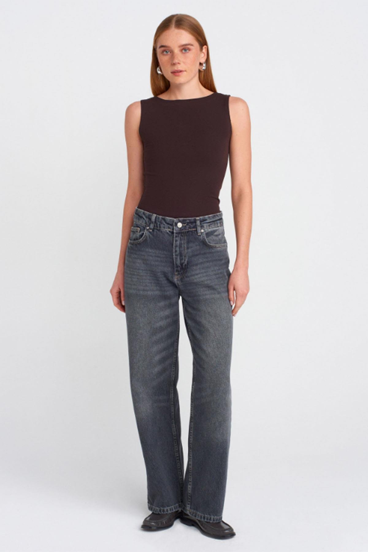 Kadın Kayık Yaka Kolsuz Crop Top - KOYU KAHVE