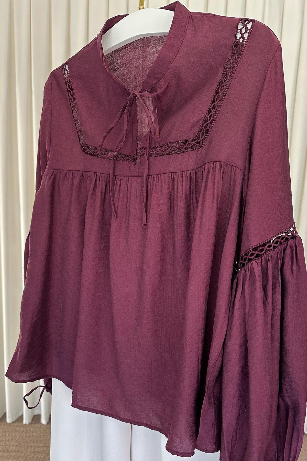 Kadın Nakış Detaylı Bluz - BORDO