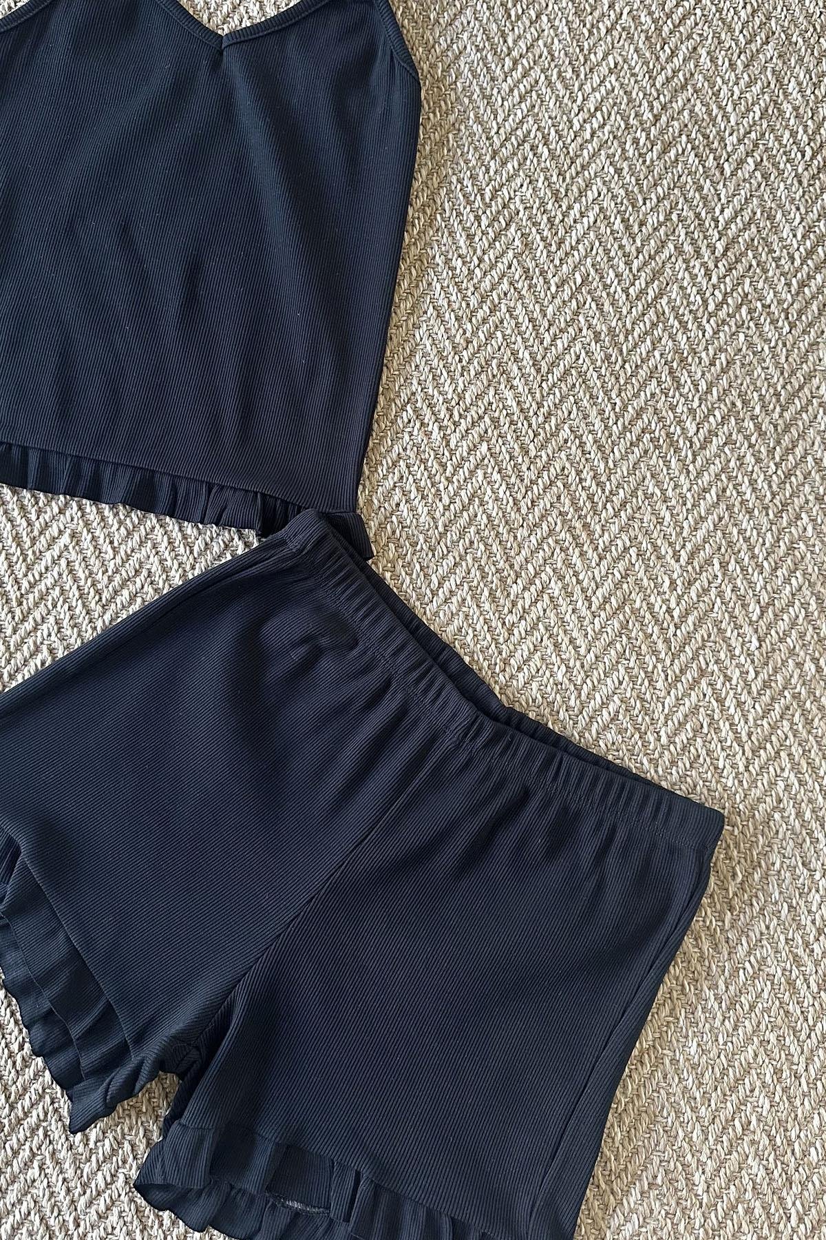 Kadın V Yaka İp Askılı Şortlu Pijama Takımı - SİYAH