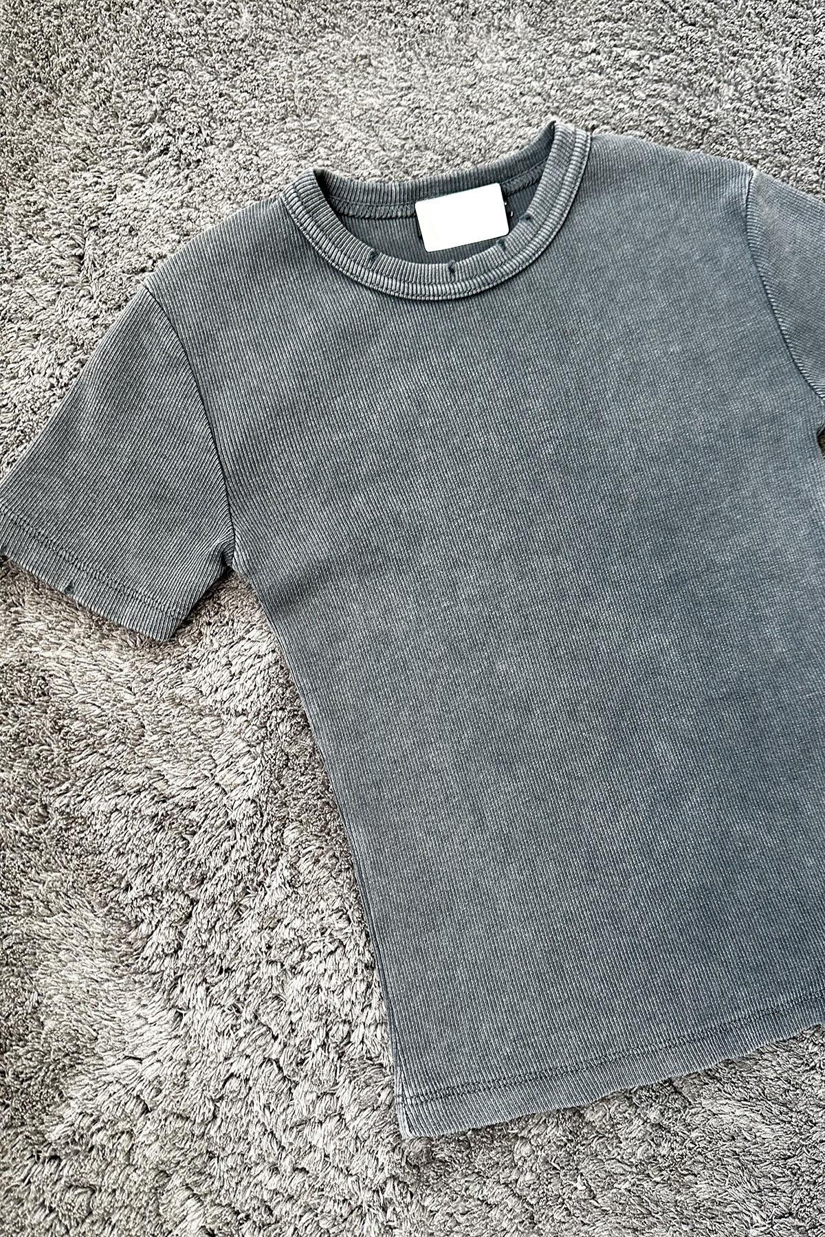 Kadın Yıkamalı Yıpranma Detaylı Kaşkorse Crop Tshirt - ANTRESİT