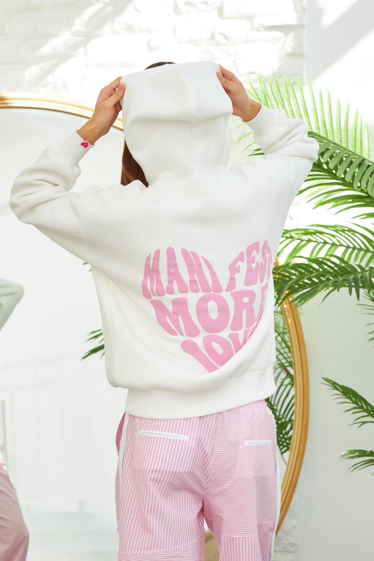 More Love Sloganlı Couple Sweatshirt Ekru