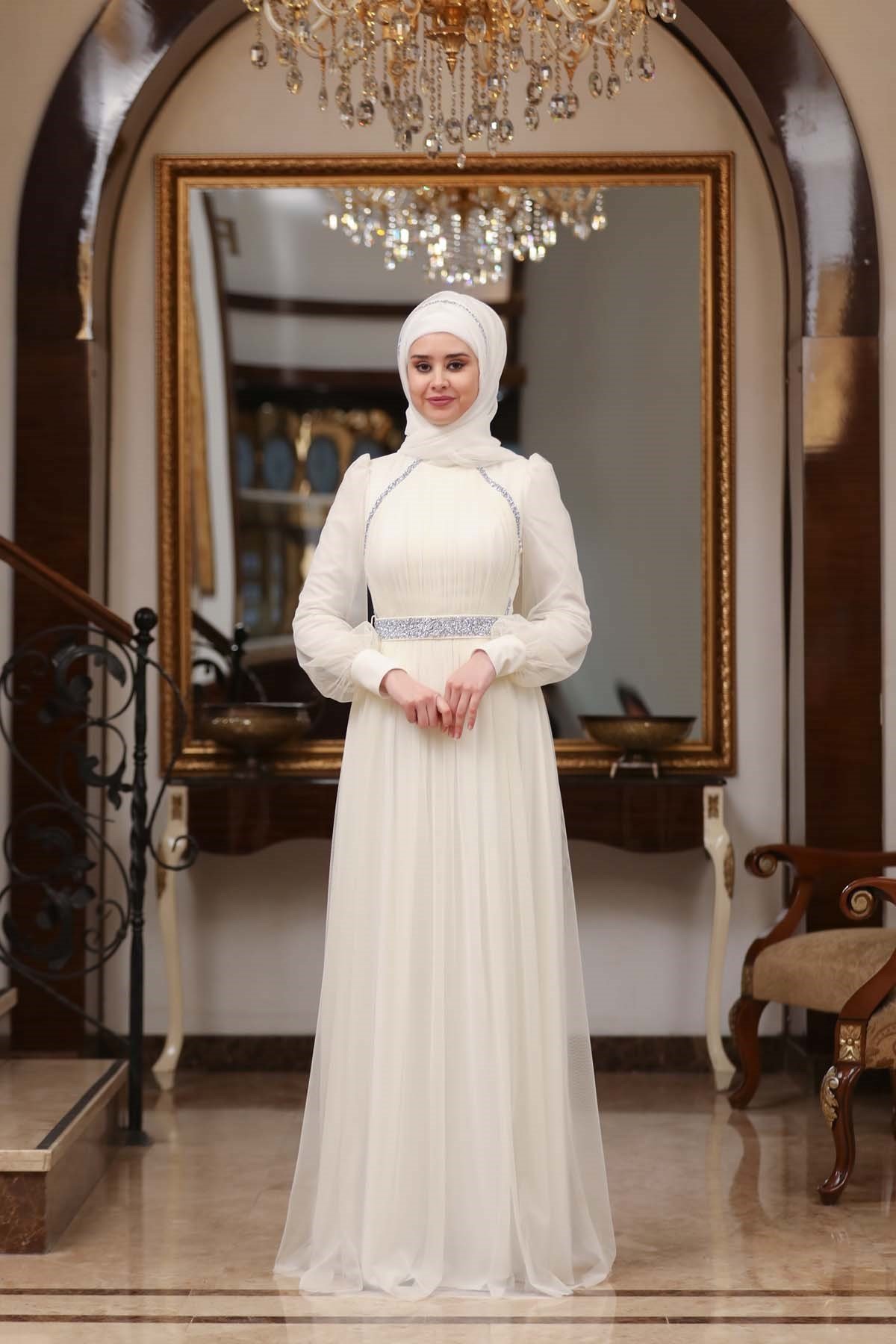 Efsane Tesettür Abiye Ekru