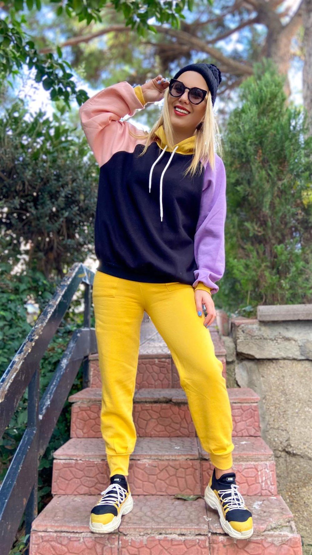 4 Renk Sweatshirt 2