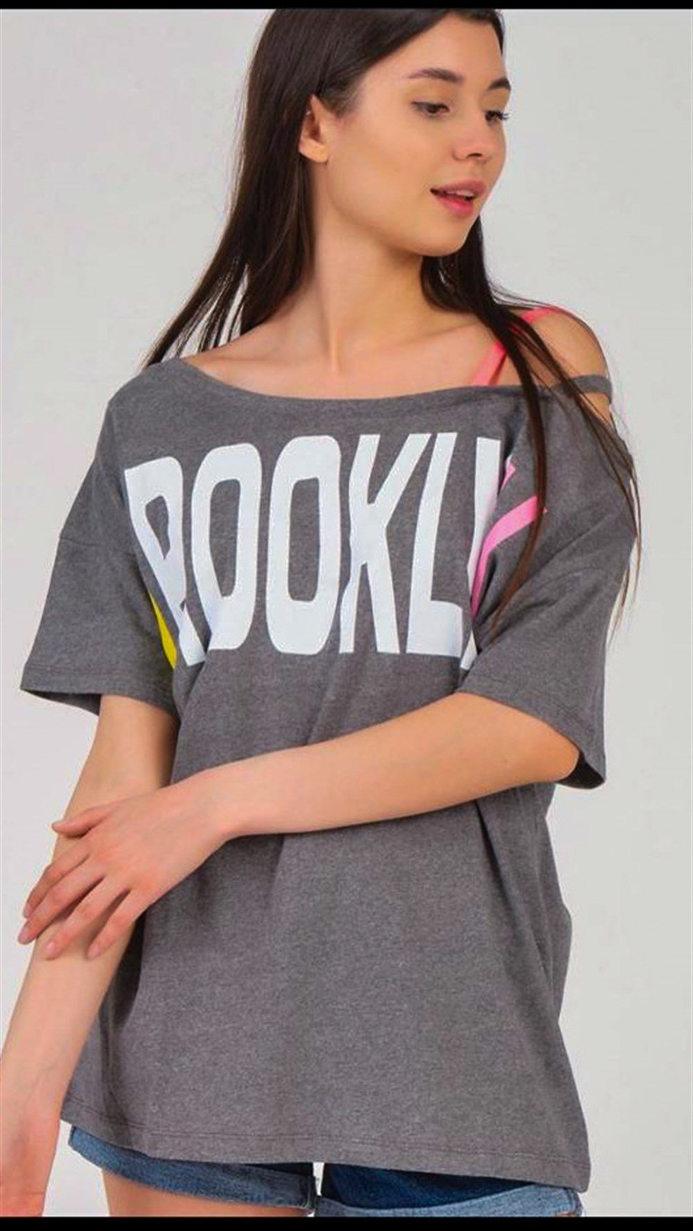 Brooklyn Omuz Detaylı Tshirt