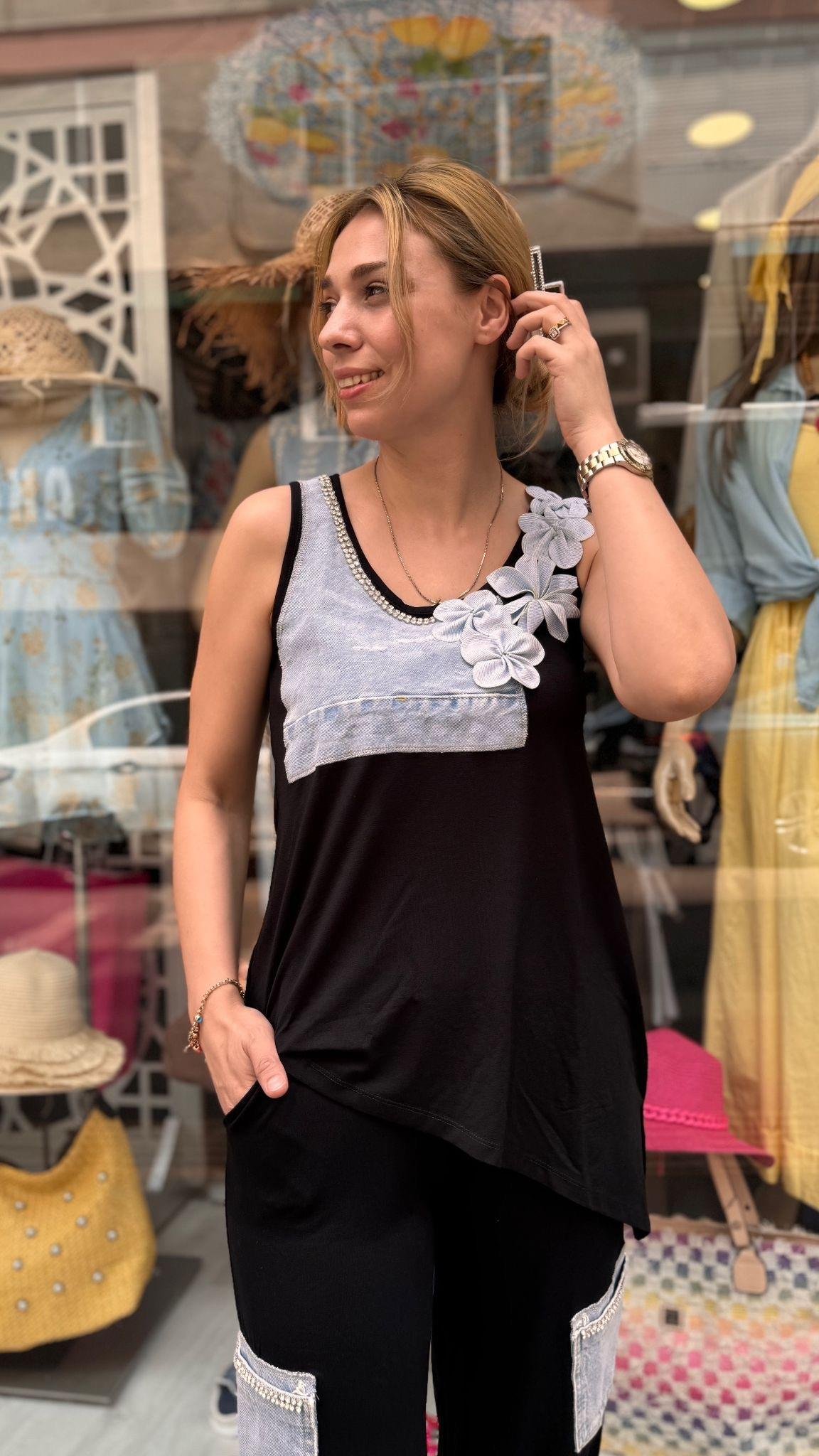Tasarım Kot Detay Çiçekli Bluz 