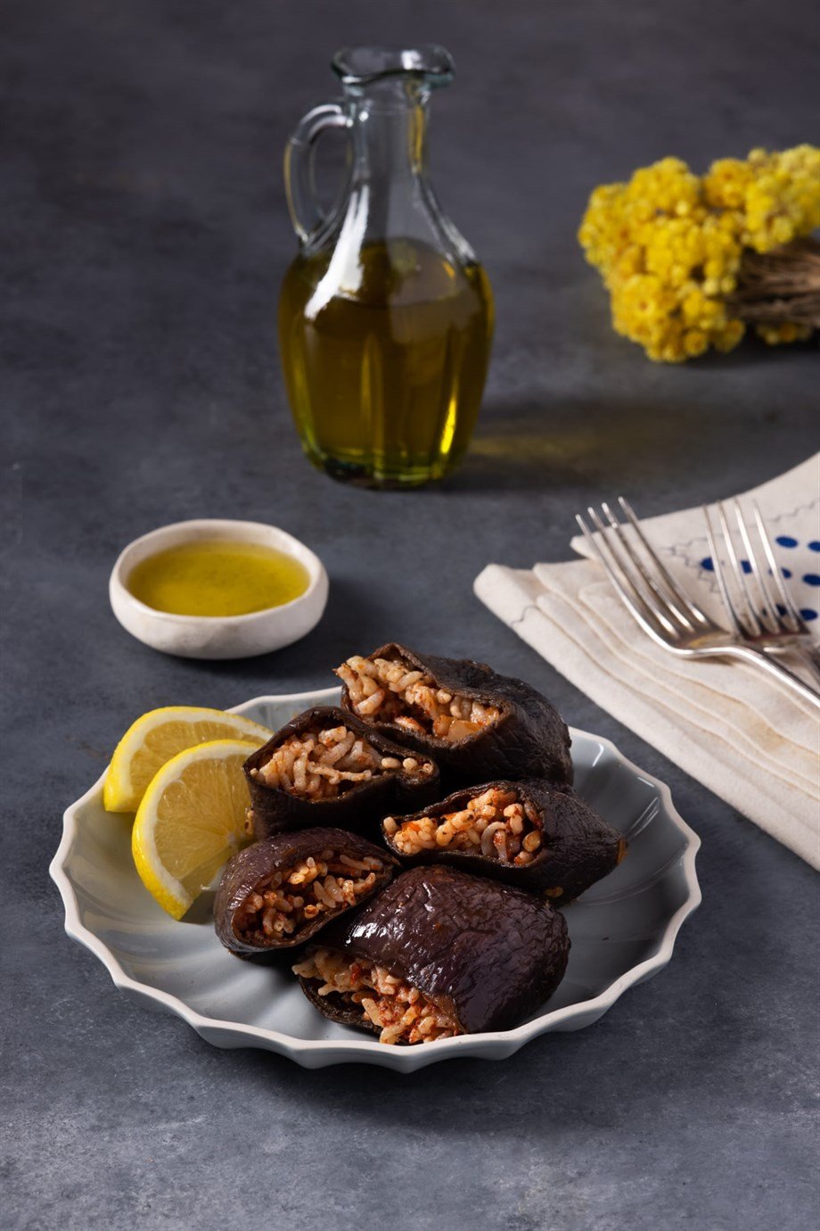 Zeytinyağlı Kuru Patlıcan Dolma El Yapımı 650 gr