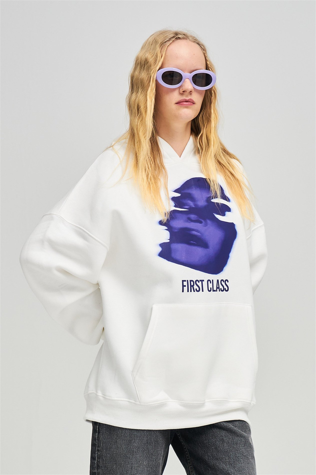 Trendiz Unisex First Class Sweatshirt Beyaz