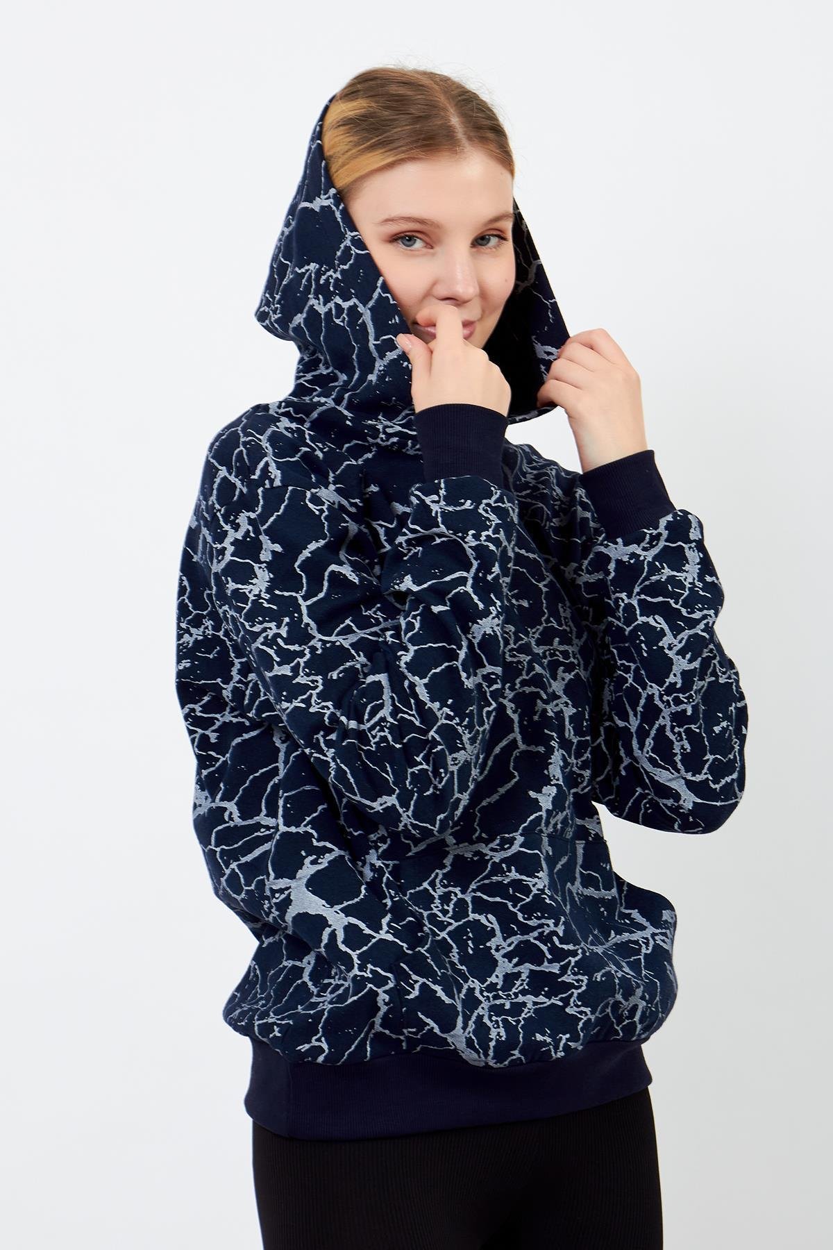 Lacivert Desenli Hoodie