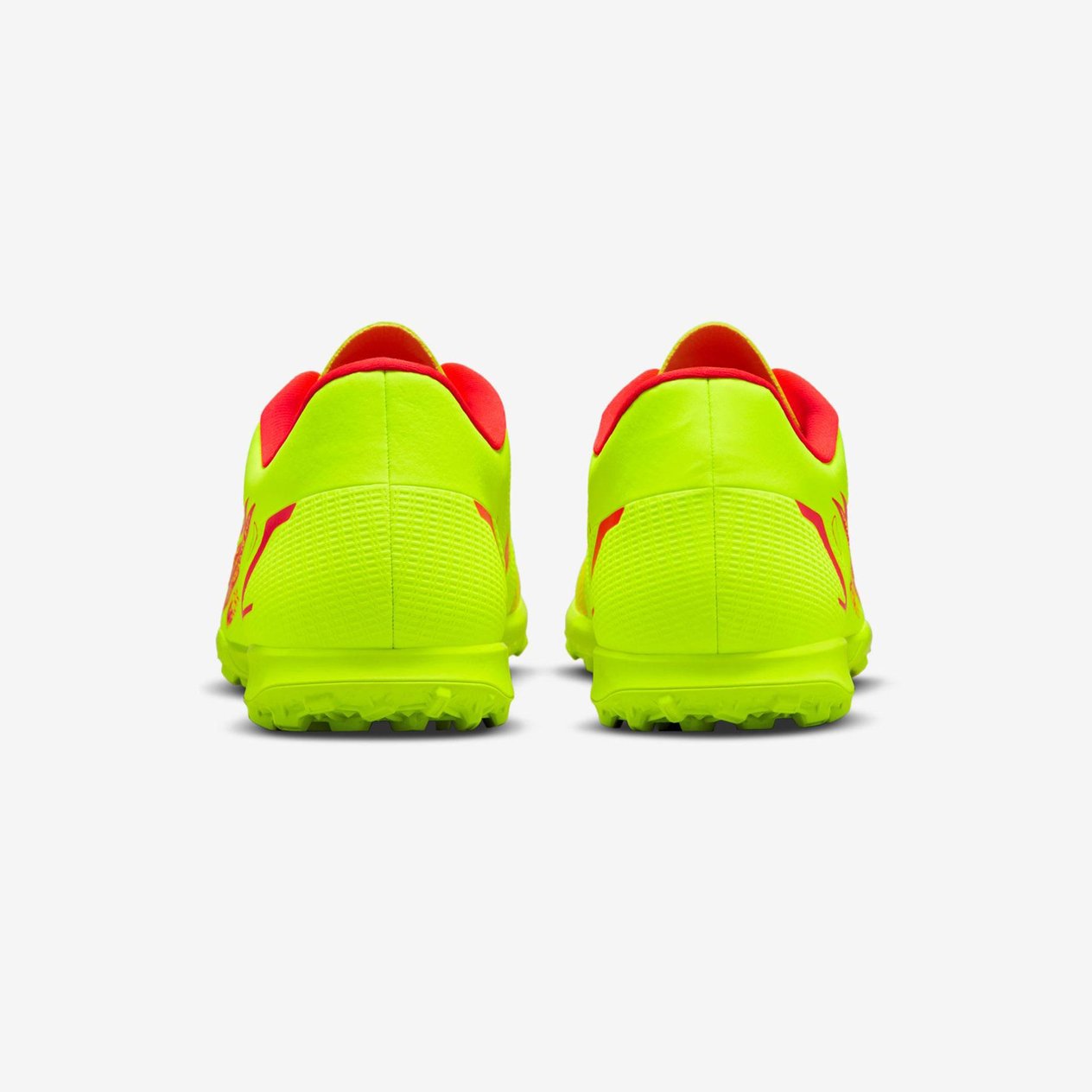 Nike Mercurial Vapor 14 Club TF Erkek Halı Saha Ayakkabısı