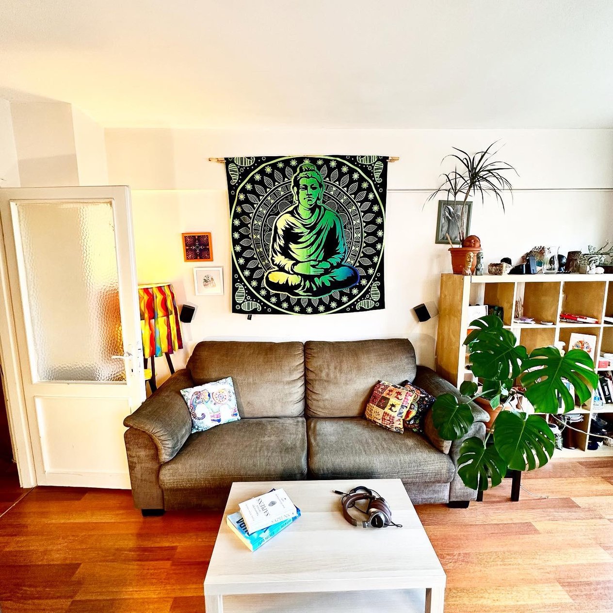 Buddha in the Loop / Neon Duvar Örtüsü Tapestry