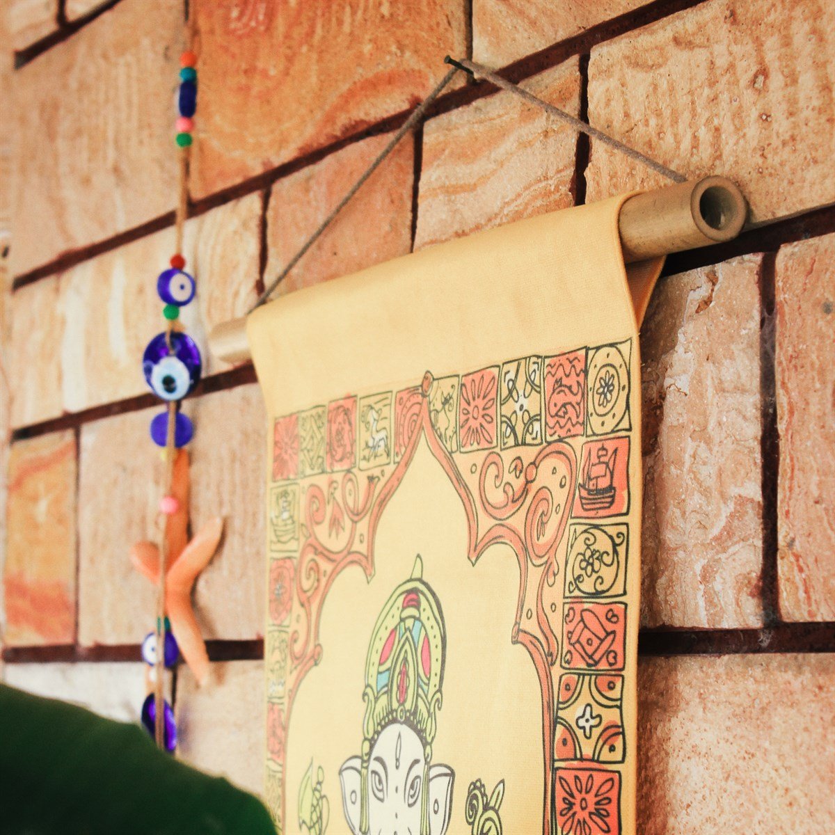 Hinduism God Ganapati Doğal Bambulu ve Püsküllü Flama