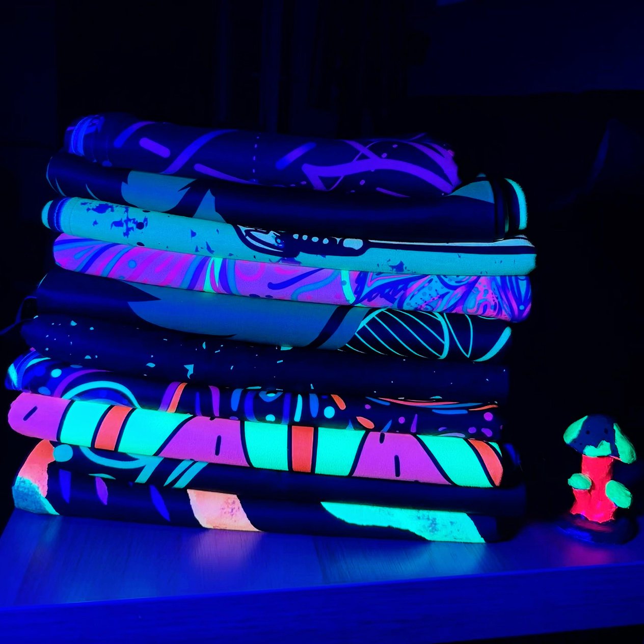 R A V E - N E O N / Neon Duvar Örtüsü Tapestry