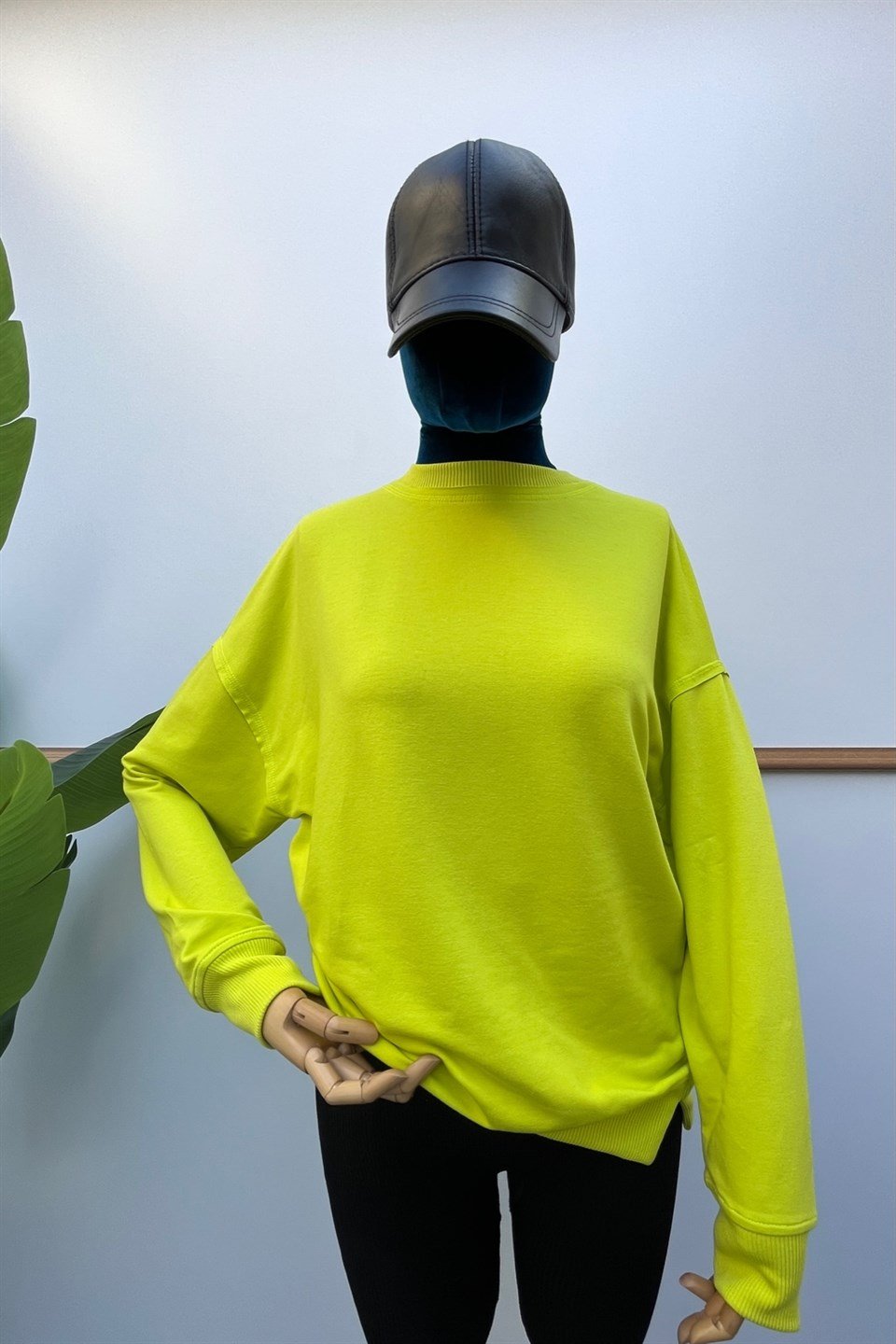 Bisiklet Yaka Beli Yırtmaç Detaylı Sweatshirt MS9002