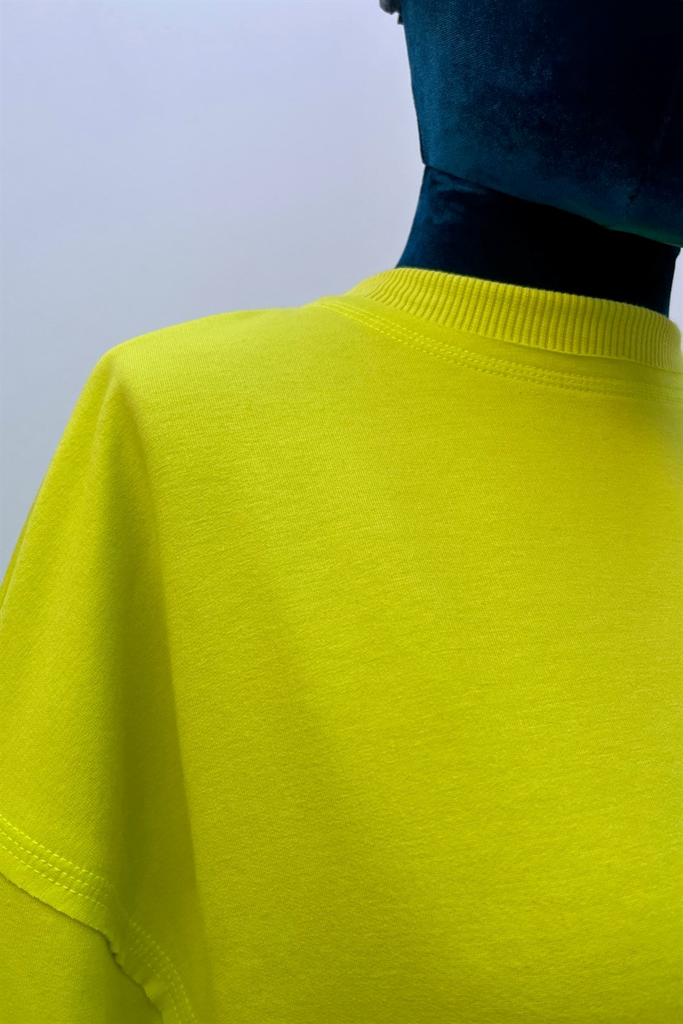 Bisiklet Yaka Beli Yırtmaç Detaylı Sweatshirt MS9002