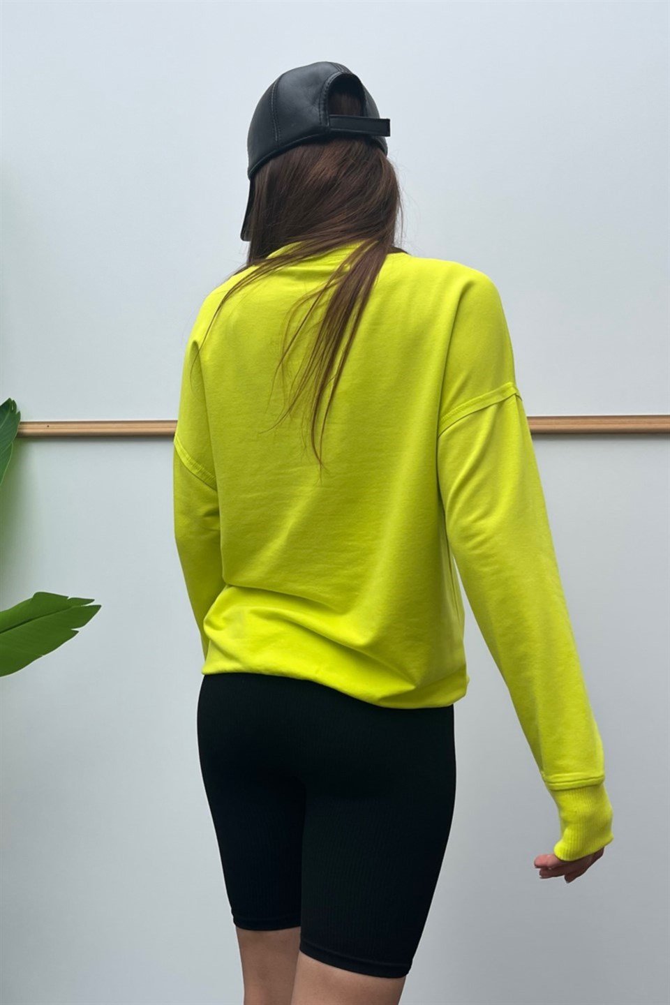 Bisiklet Yaka Beli Yırtmaç Detaylı Sweatshirt MS9002
