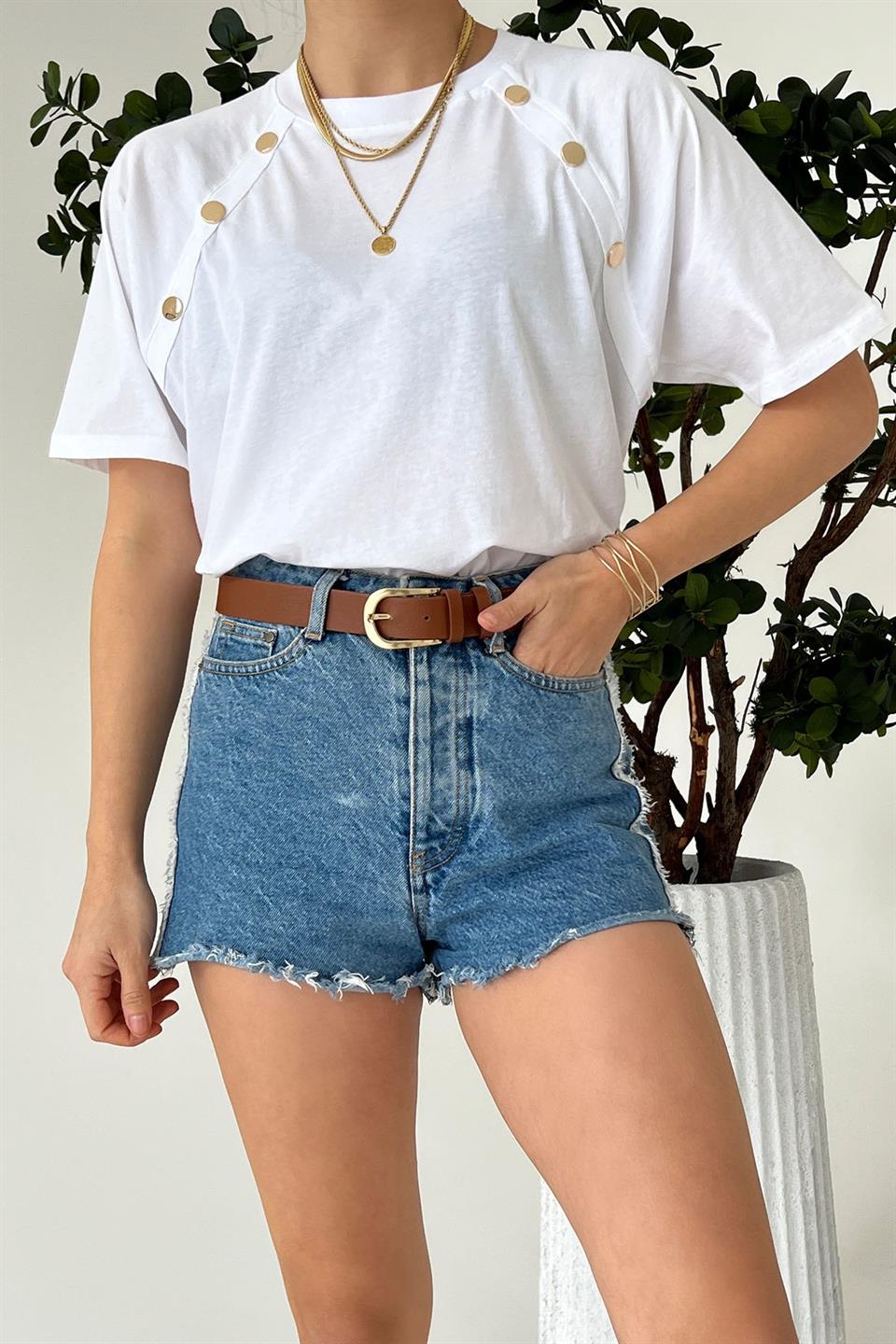 Bisiklet Yaka Düğme Detaylı T-shirt QS210163