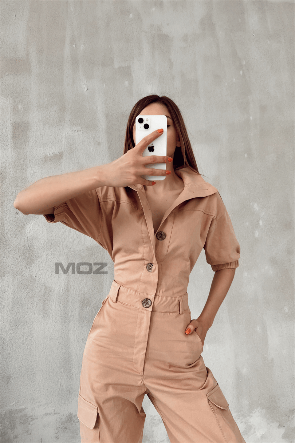 Önü Düğme Detaylı Arkası Cepli Tulum BB27495