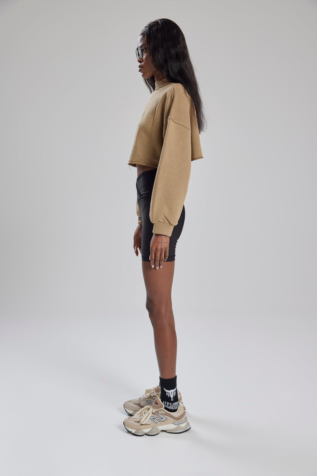 Alejandro Sütlü Kahve Crop Sweatshirt