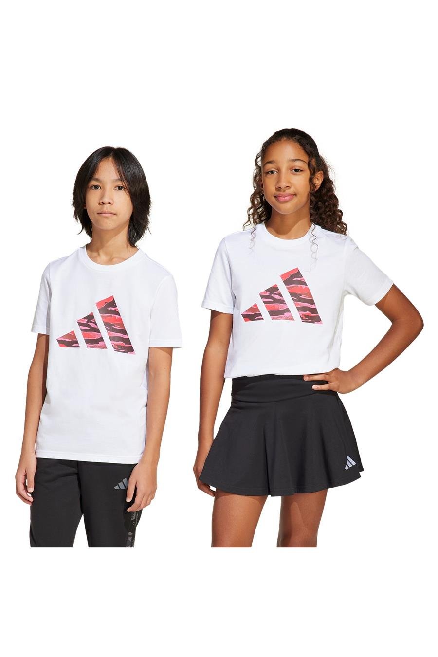 adidas Beyaz  Çocuk  Şort J CAMO LOGO TEE JI6729 Beyaz  Çocuk  Şort J CAMO LOGO TEE JI6729