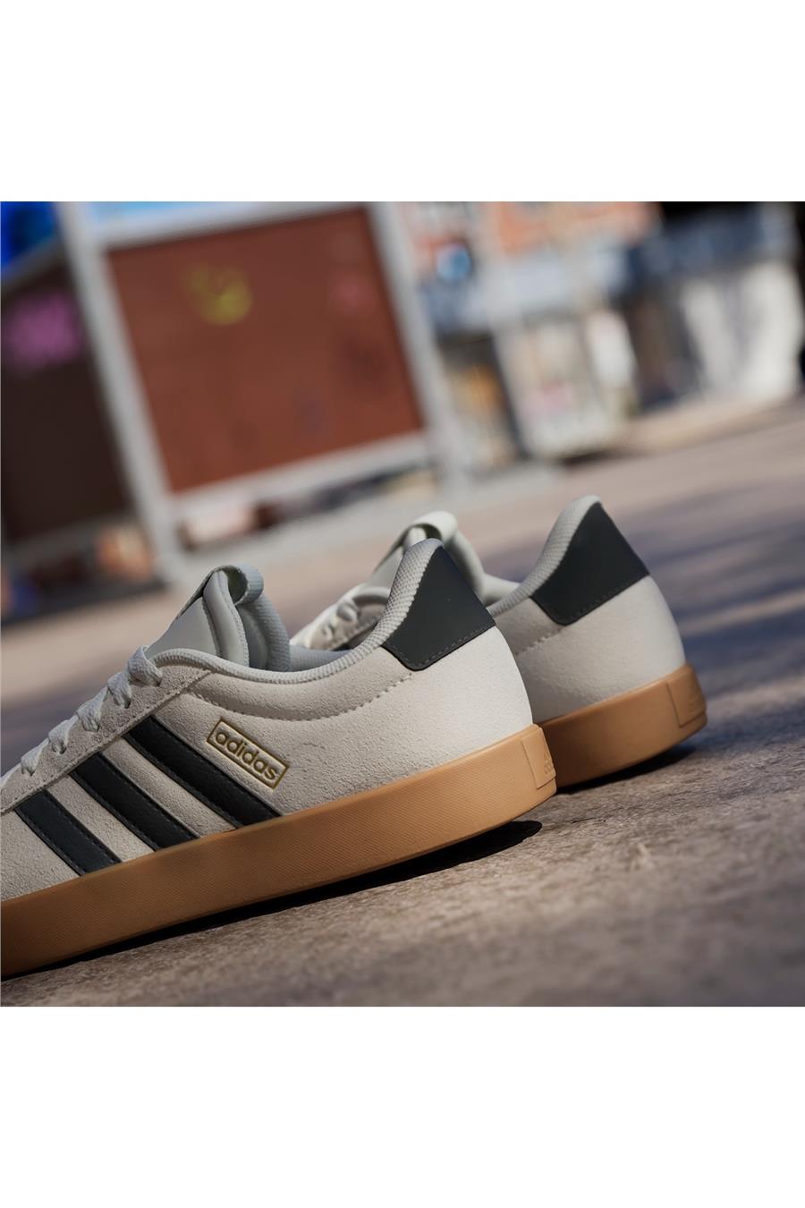 adidas  Kadın  Yürüyüş Ayakkabısı VL COURT 3.0 JP5351