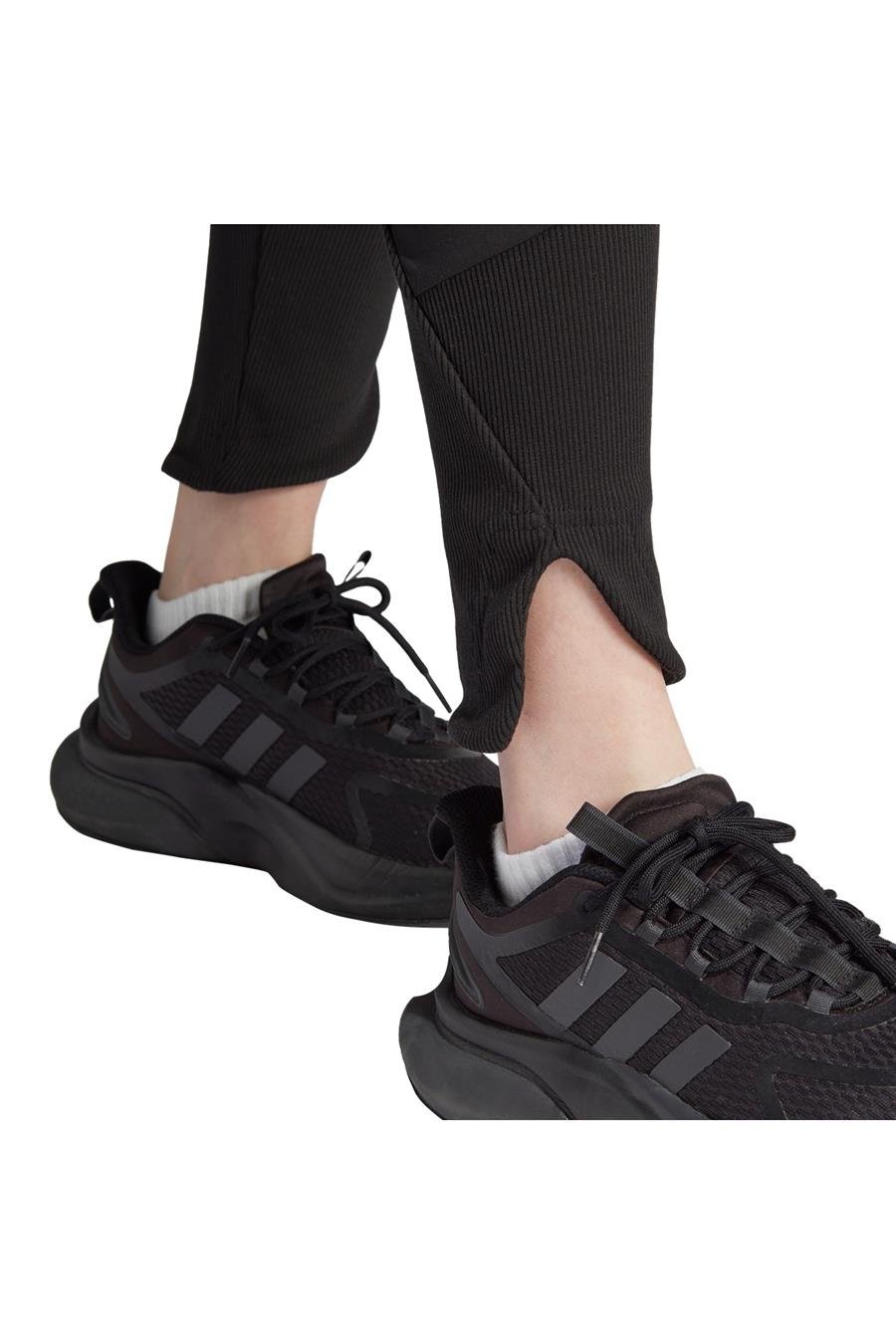 adidas Z.N.E. Kadın Siyah Tayt (HZ2858)