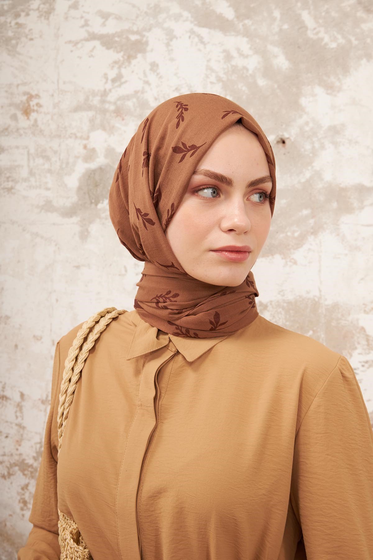 DESENLİ NATUREL KREP ŞAL - CEVİZ