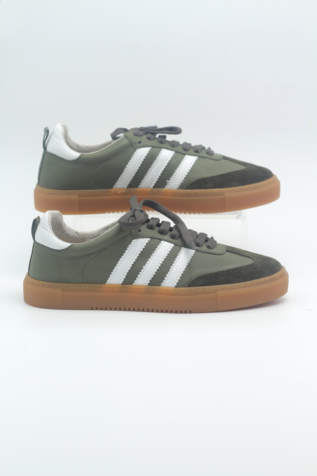 MASİSMASİS HİRE HAKİ BEYAZ VİZON SİYAH SNEAKER