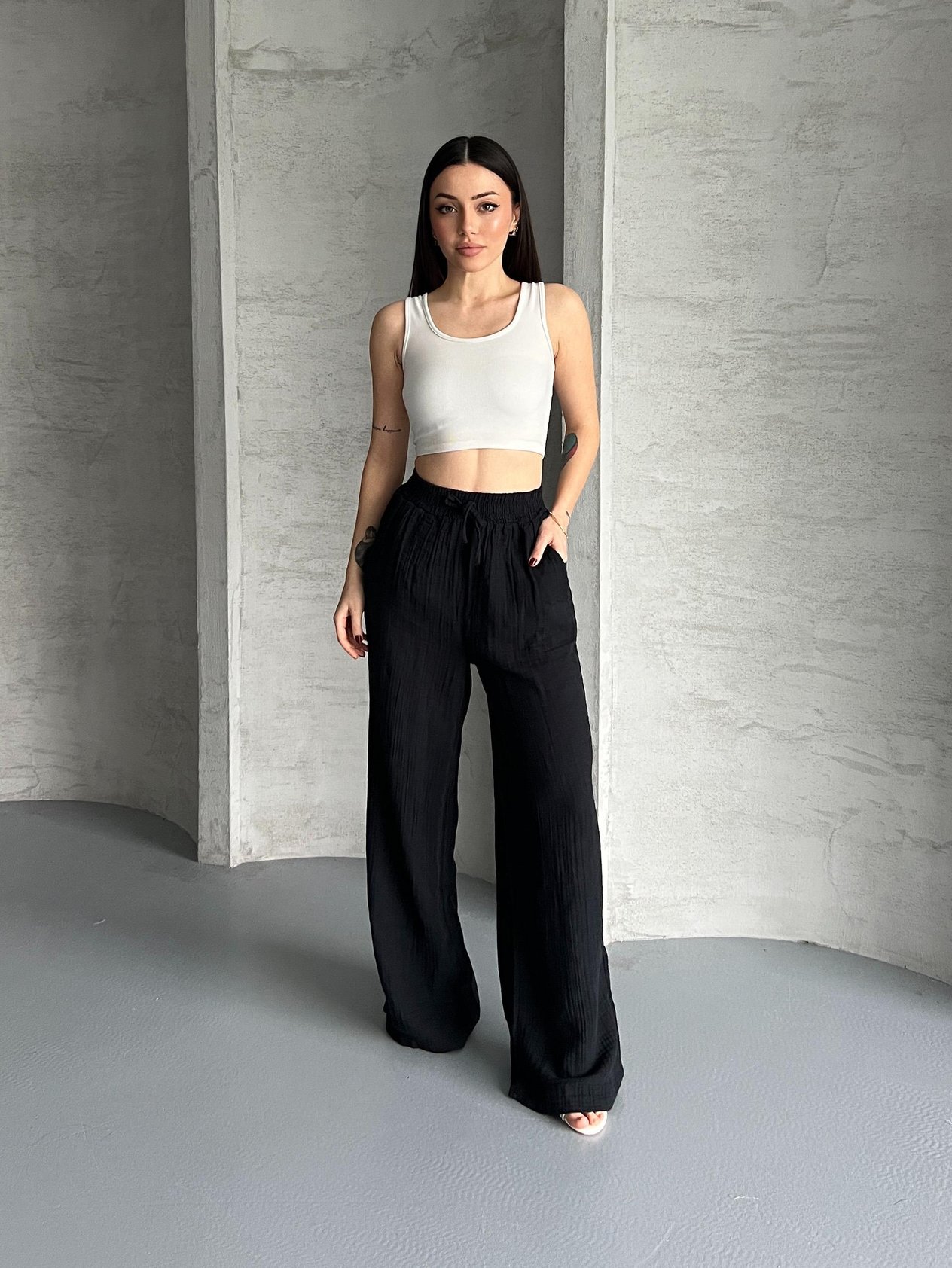 Gofre Kumaş Oversize Siyah Pantolon