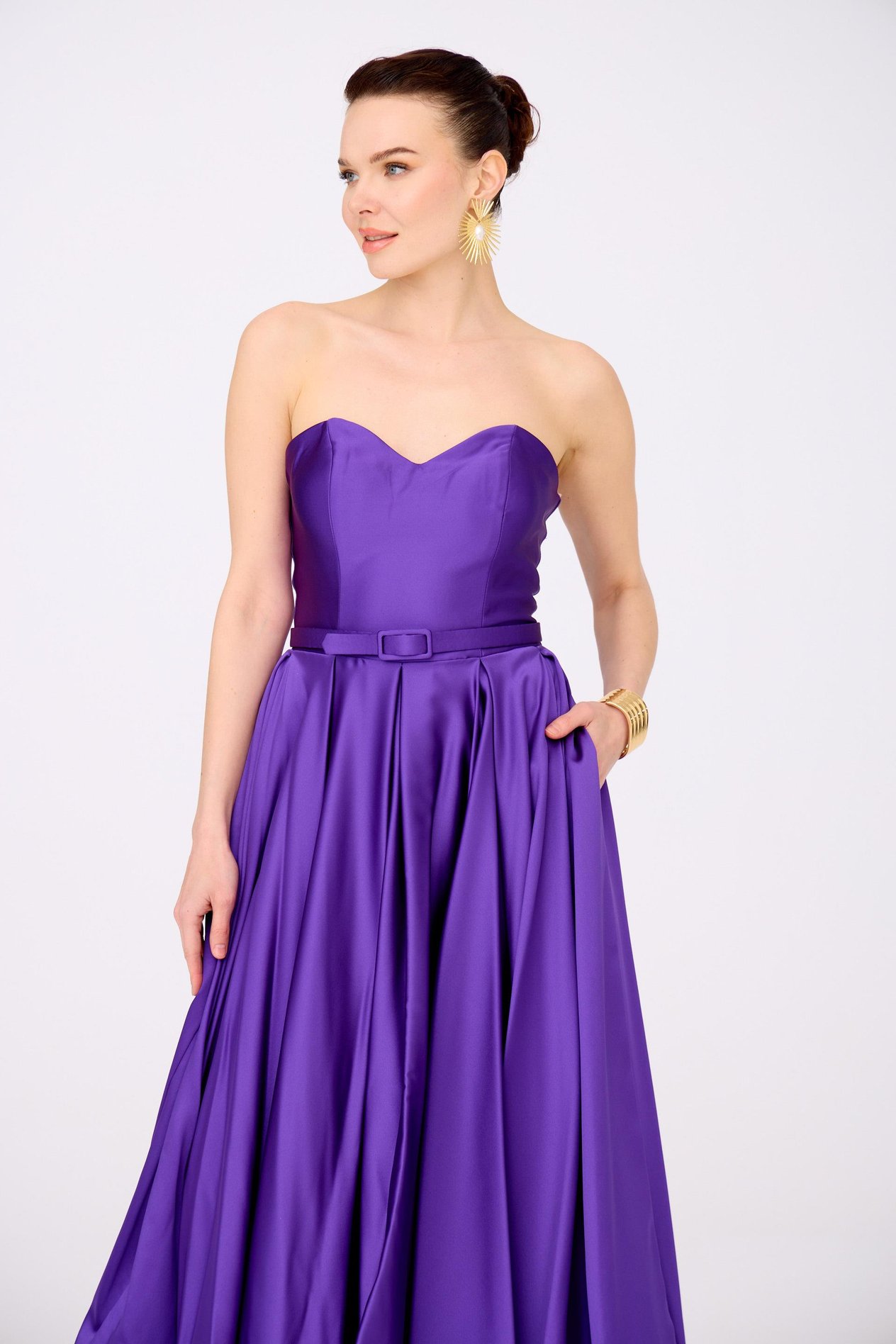 58134-19CARMENCarmen Mor Saten Straplez Midi Söz Elbisesi ve Nişan Elbisesi