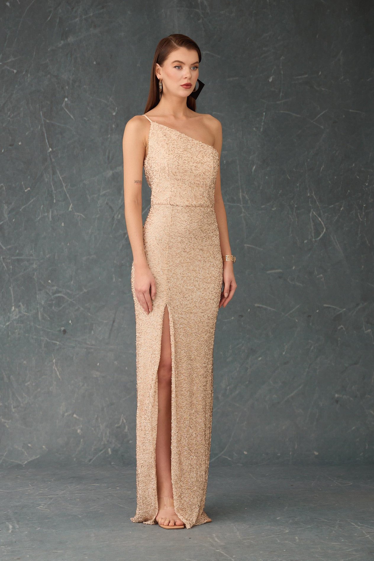 58504-9CARMENCarmen Gold Tek Omuz Payetli Abiye Elbise