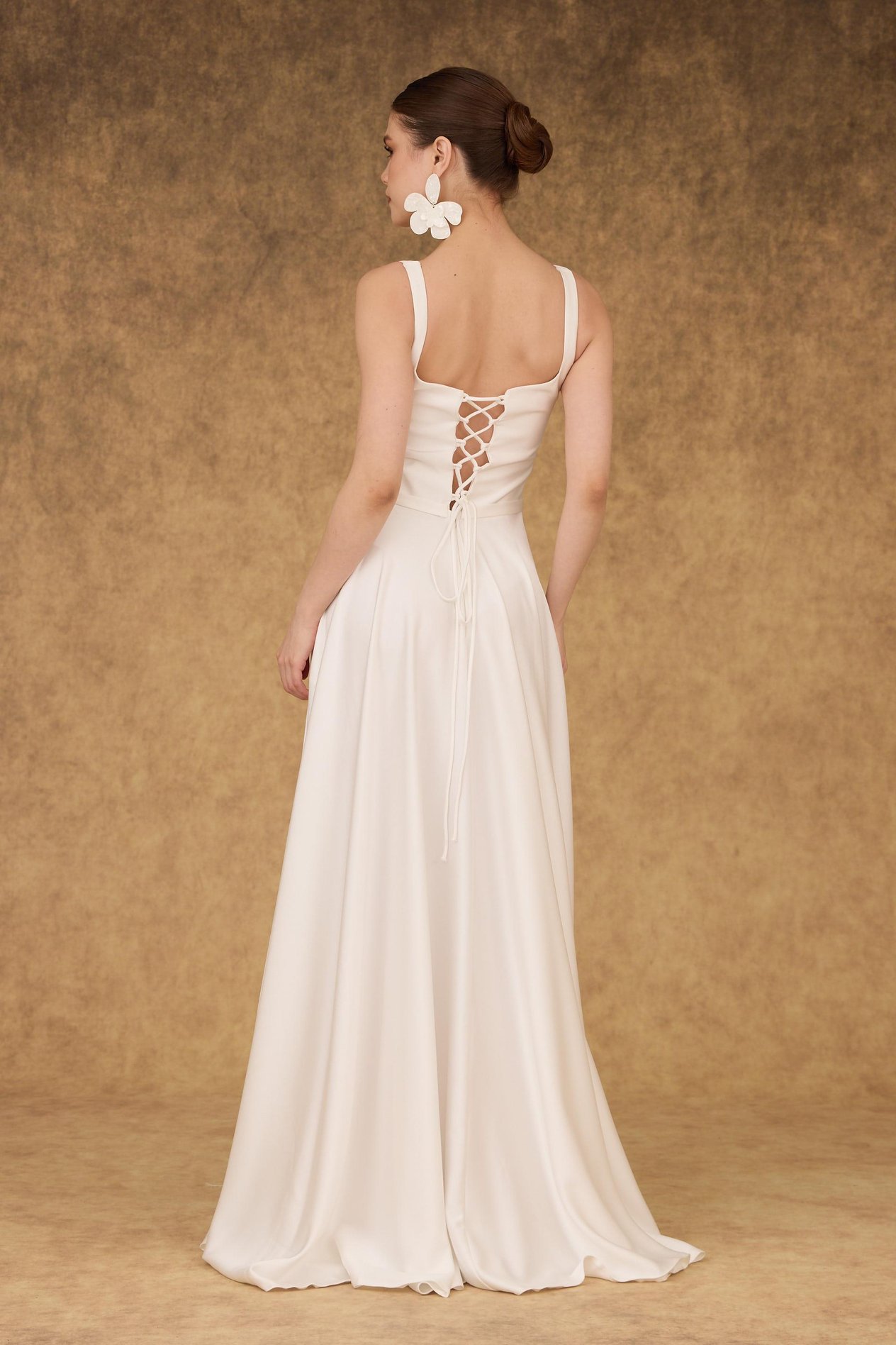 58506-2CARMENCarmen Beyaz Kare Yaka Saten Nikah Elbisesi