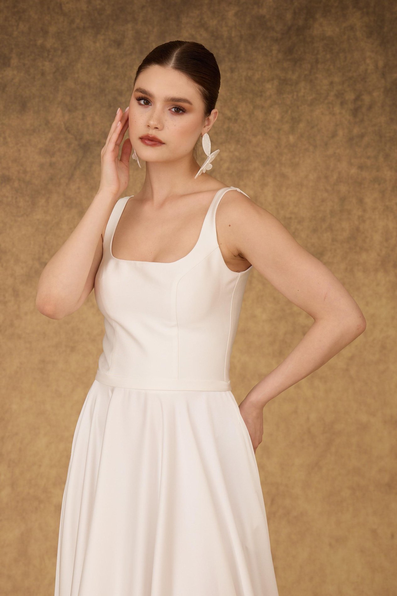 58506-2CARMENCarmen Beyaz Kare Yaka Saten Nikah Elbisesi