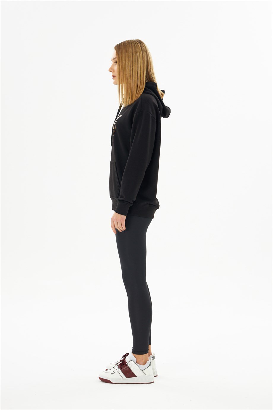 60000-20ELLEELLE Sport Siyah Yaldızlı Cepli Kadın Kapüşonlu Sweatshirt