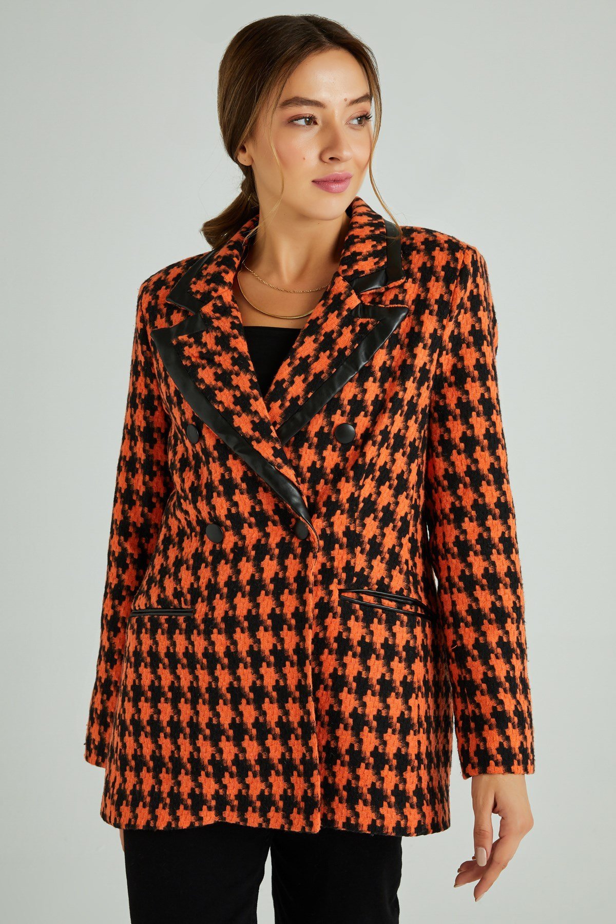 Orange Vestes