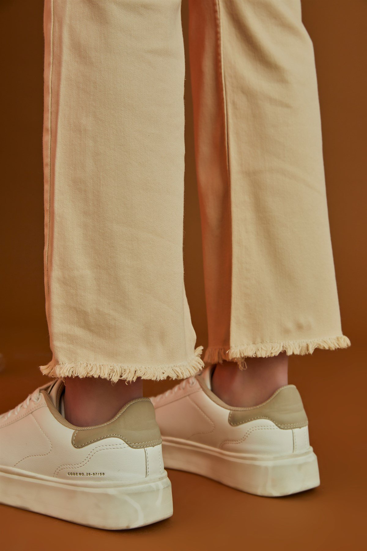 Beige Jeans