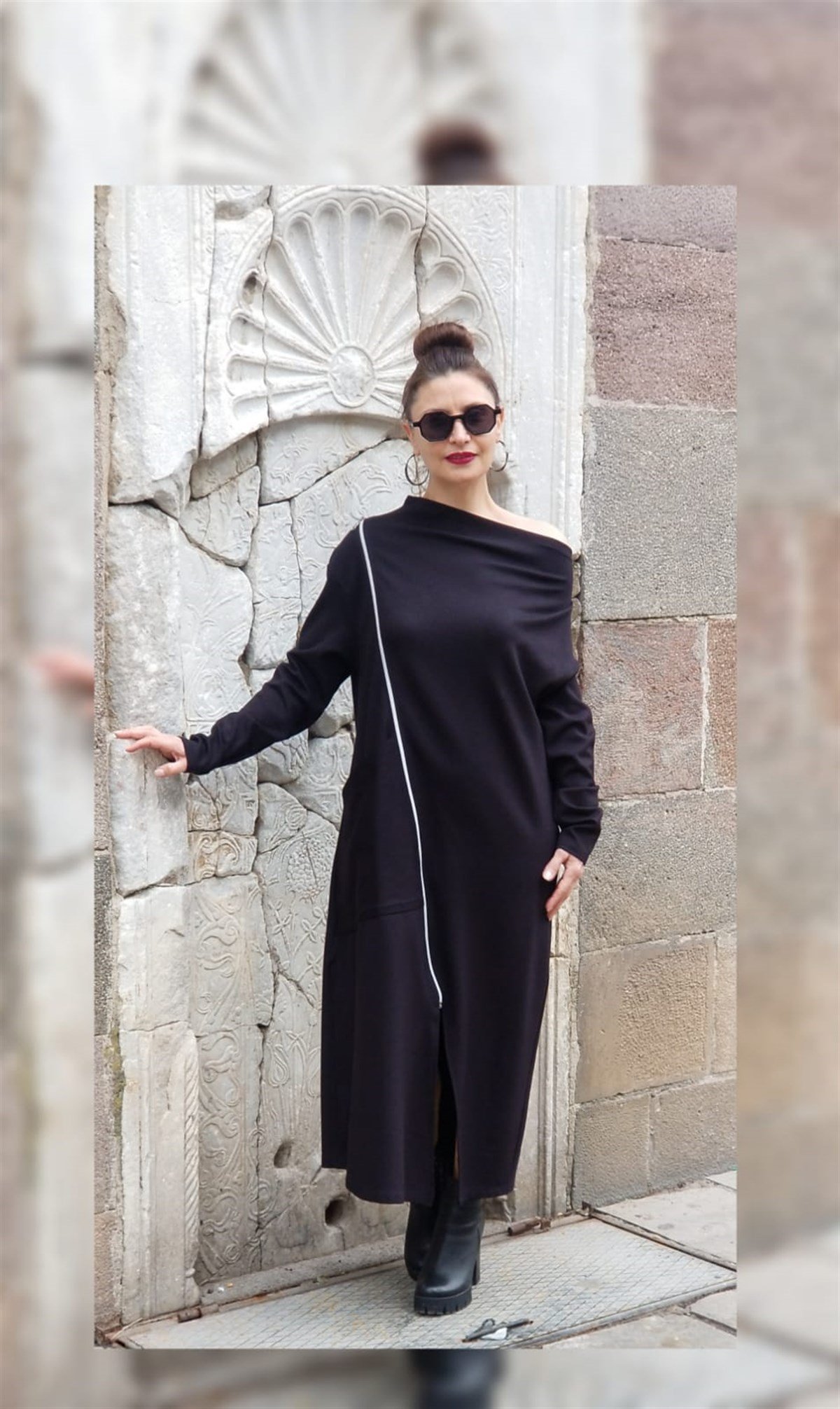 Siyah Elbise ( Yandan Fermuarlı )