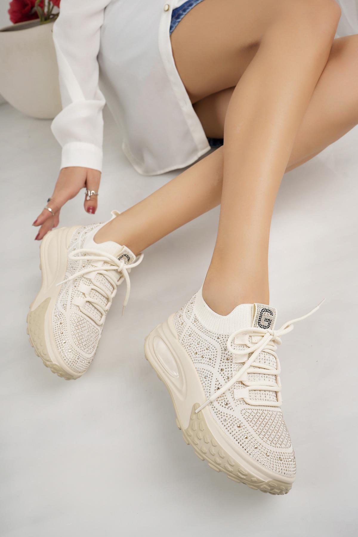 Guja 24K305-4 Bej Taşlı Anatomik Kadın Sneakers