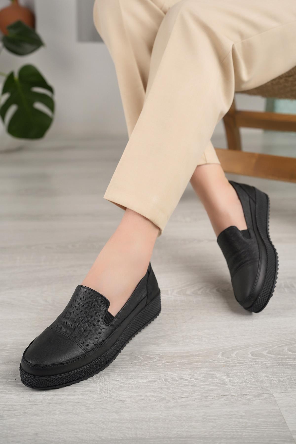 Mammamia D24YA 3595 Siyah Hakiki Deri Anatomik Kadın Ayakkabı