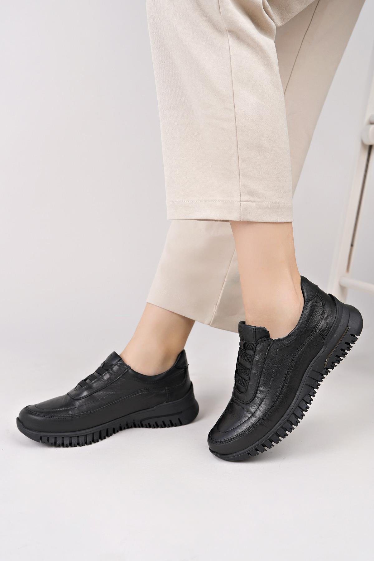 Mammamia D25KA 3455 Siyah Hakiki Deri Kadın Ayakkabı