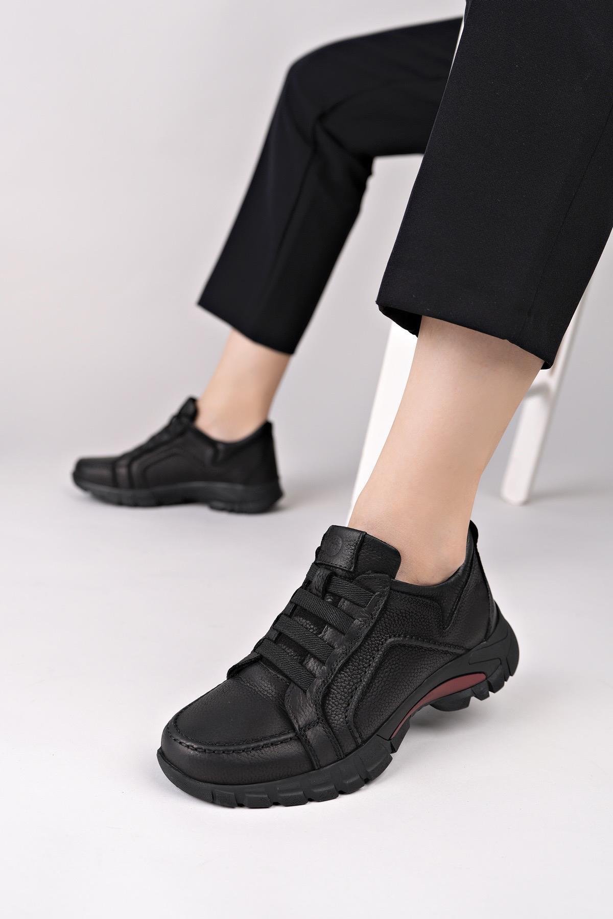 Mammamia D25KA 3465 Siyah Nubuk Hakiki Deri Kadın Ayakkabı