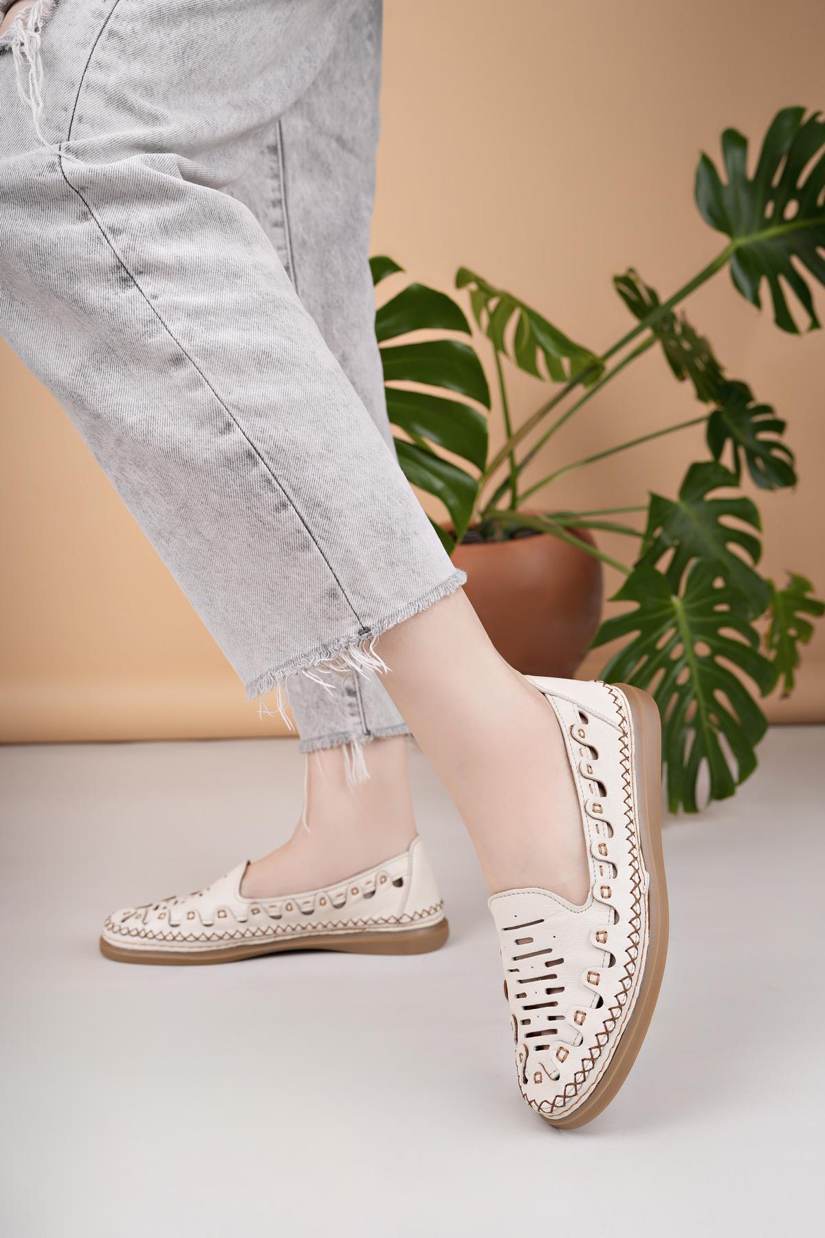 Mammamia D25YA 345 Kemik Hakiki Deri Delikli Kadın Ayakkabı