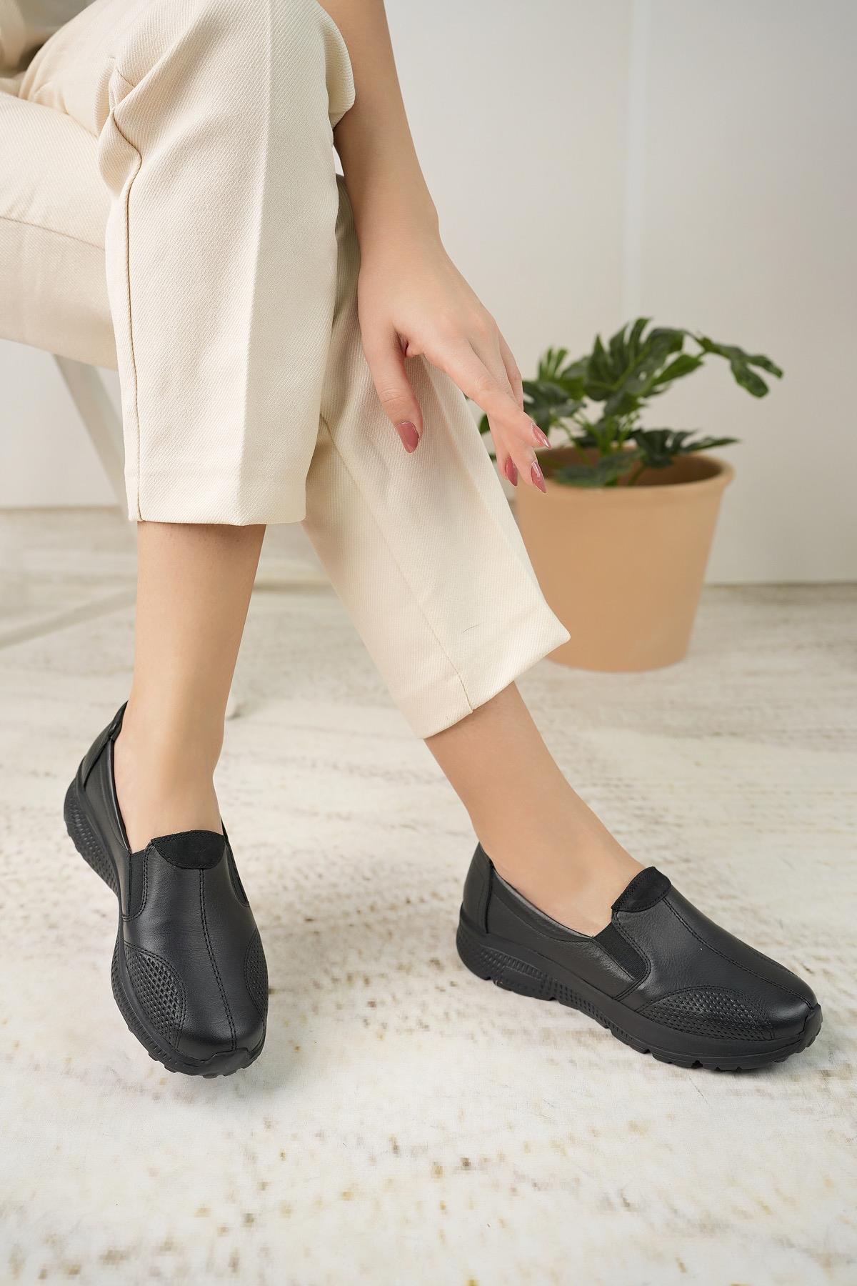 Mariotto 033 Siyah Hakiki Deri Anatomik Kadın Şeker Ayakkabısı