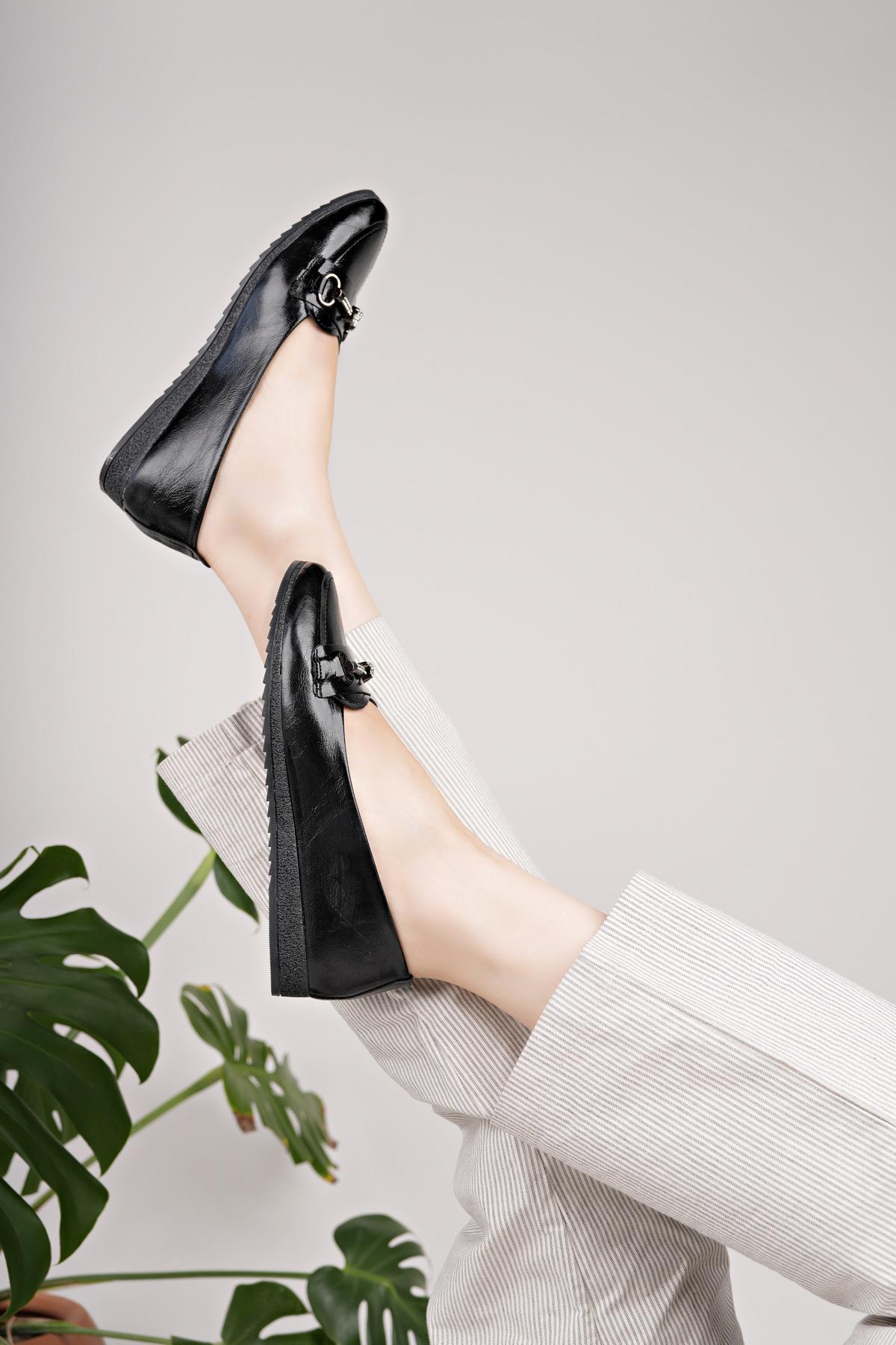 Nesil Shoes Mhd 66 Siyah Taşlı Günlük Kadın Babet