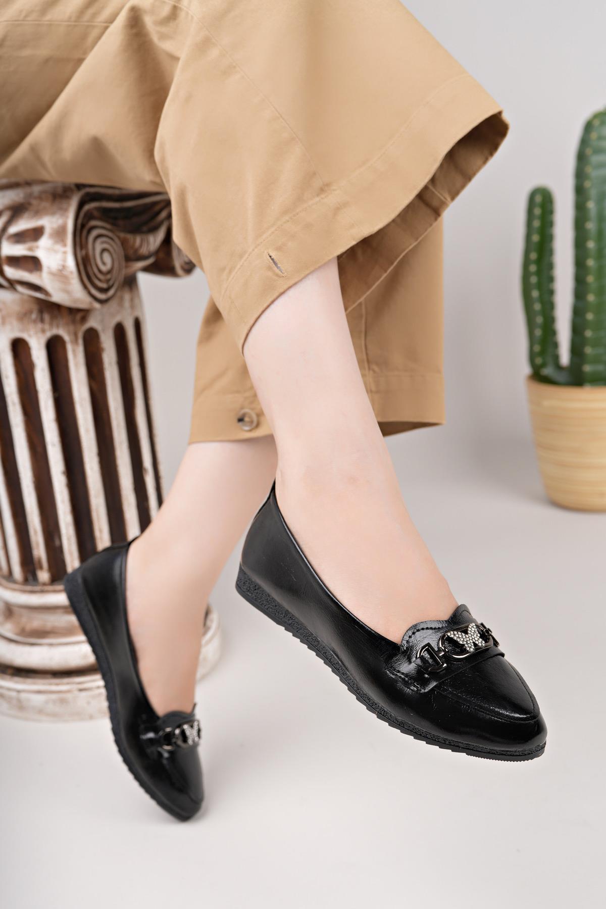 Nesil Shoes Mhd 68 Siyah Rugan Taşlı Günlük Kadın Babet