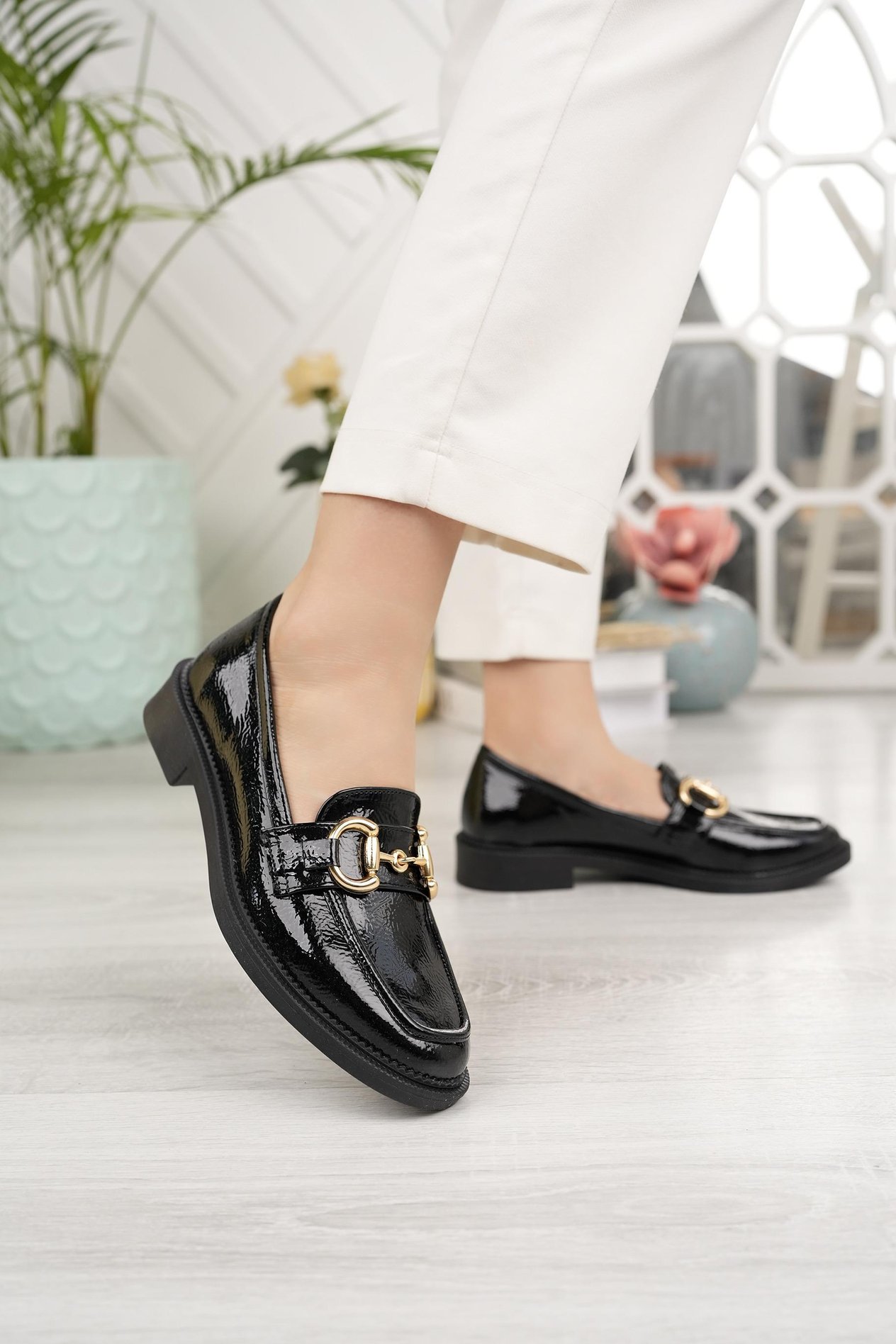 Nesil Shoes Palm 914 Siyah Rugan Makosen Kadın Ayakkabı